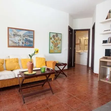 Villa Playa Blanca Sleeps 4 Wifi *