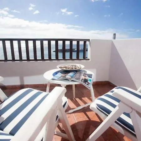 Playa Blanca Sleeps 4 Wifi *